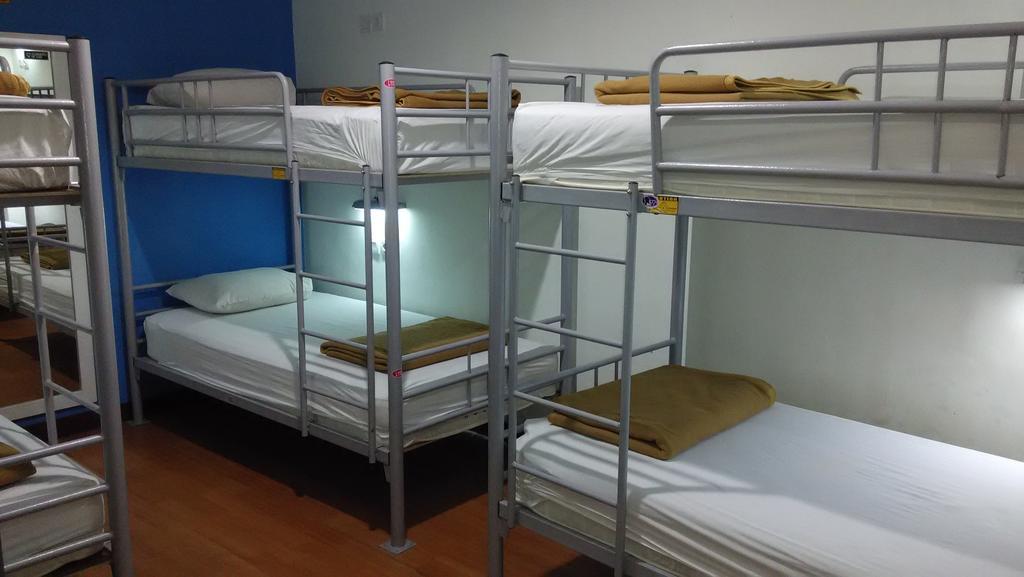 Cx Hostel Kuta Raya 외부 사진