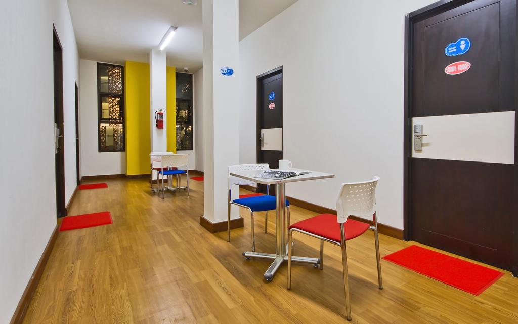 Cx Hostel Kuta Raya 외부 사진