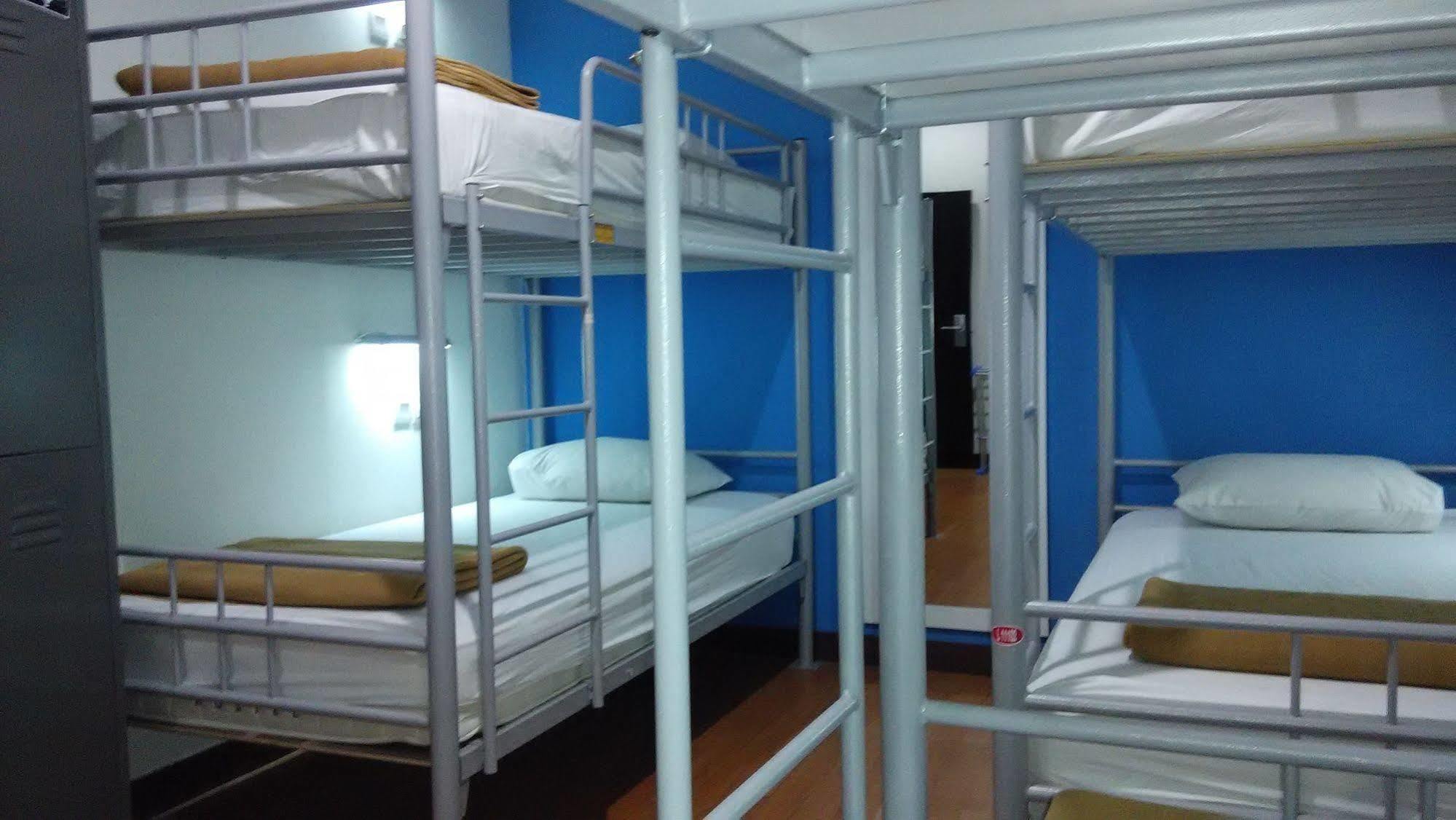 Cx Hostel Kuta Raya 외부 사진