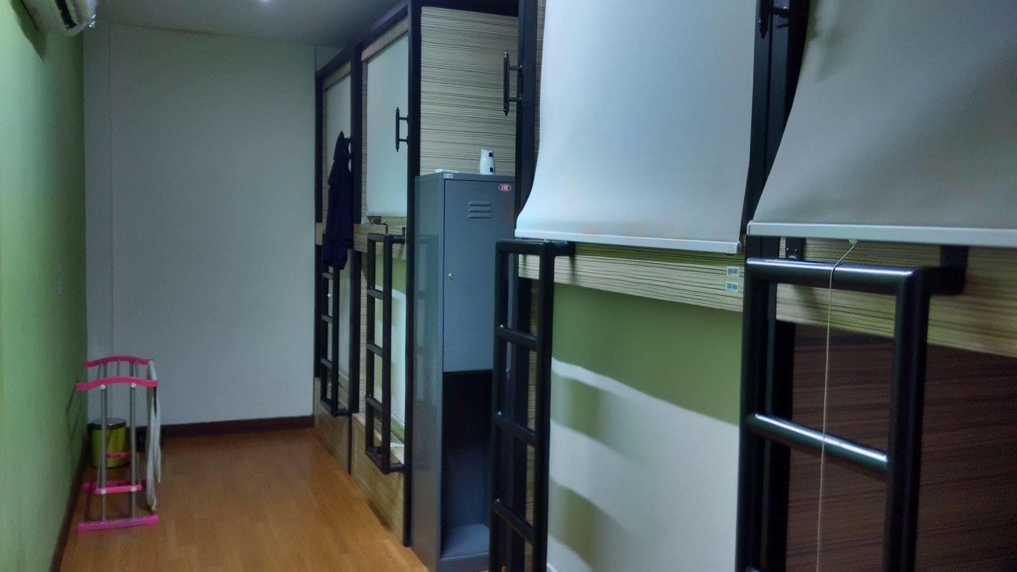 Cx Hostel Kuta Raya 외부 사진