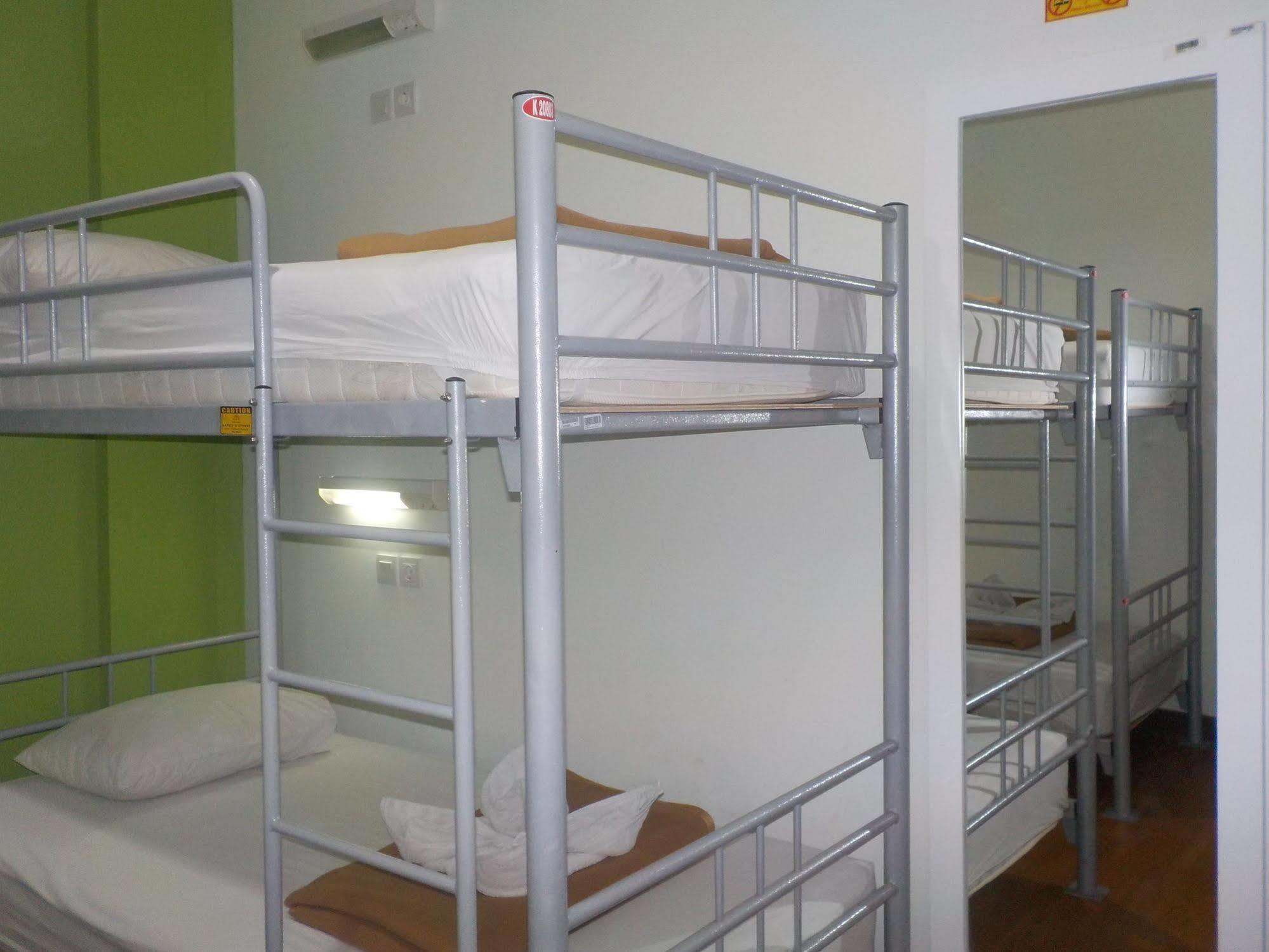 Cx Hostel Kuta Raya 외부 사진