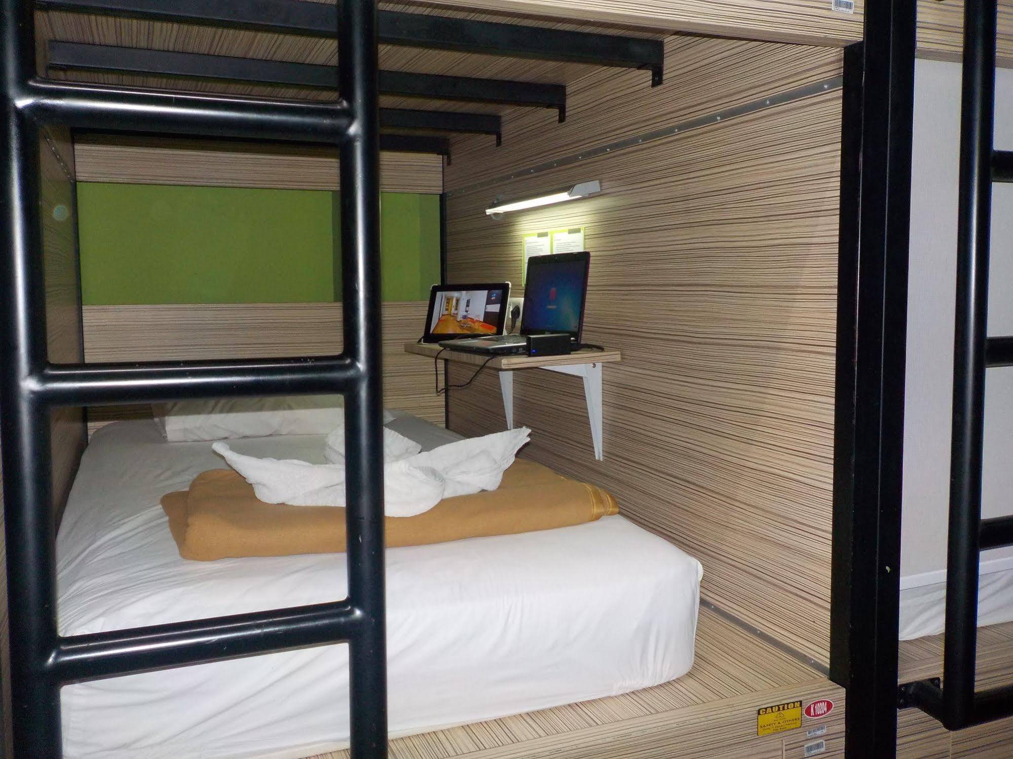 Cx Hostel Kuta Raya 외부 사진